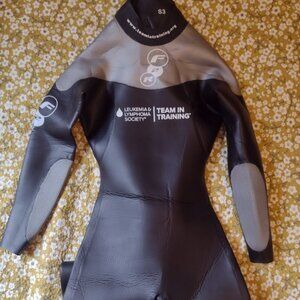 Women's Fit2Race Wetsuit Size S3 with mesh bag